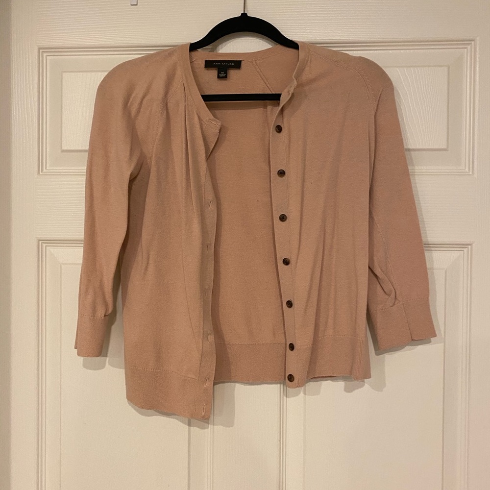 Ann Taylor beige pink cardigan